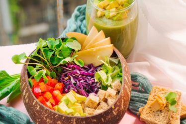 https://unsplash.com/photos/a-basket-of-food-Mhod1cxV5SY?utm_content=creditShareLink&utm_medium=referral&utm_source=unsplash