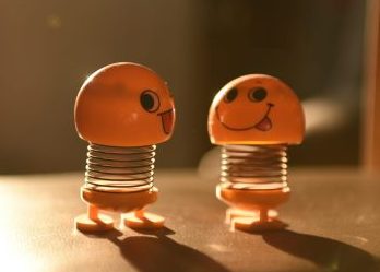 https://unsplash.com/photos/2-orange-and-white-robot-toys-bmMzLWpS0Ws?utm_content=creditShareLink&utm_medium=referral&utm_source=unsplash